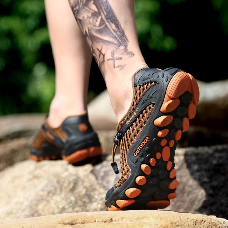 Wedding Supply Online - Trekking Gunung Sepatu Olahraga Pria Basket