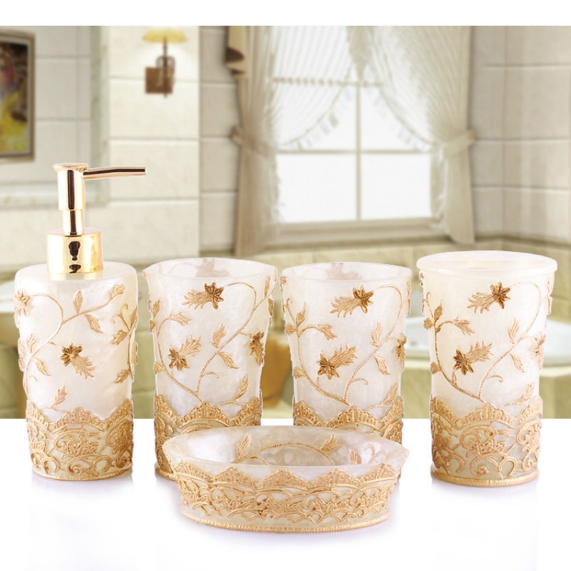 Kit Kamar Mandi Resin Timbul G - Wedding Bathroom Supply Kit ulasan dan harga