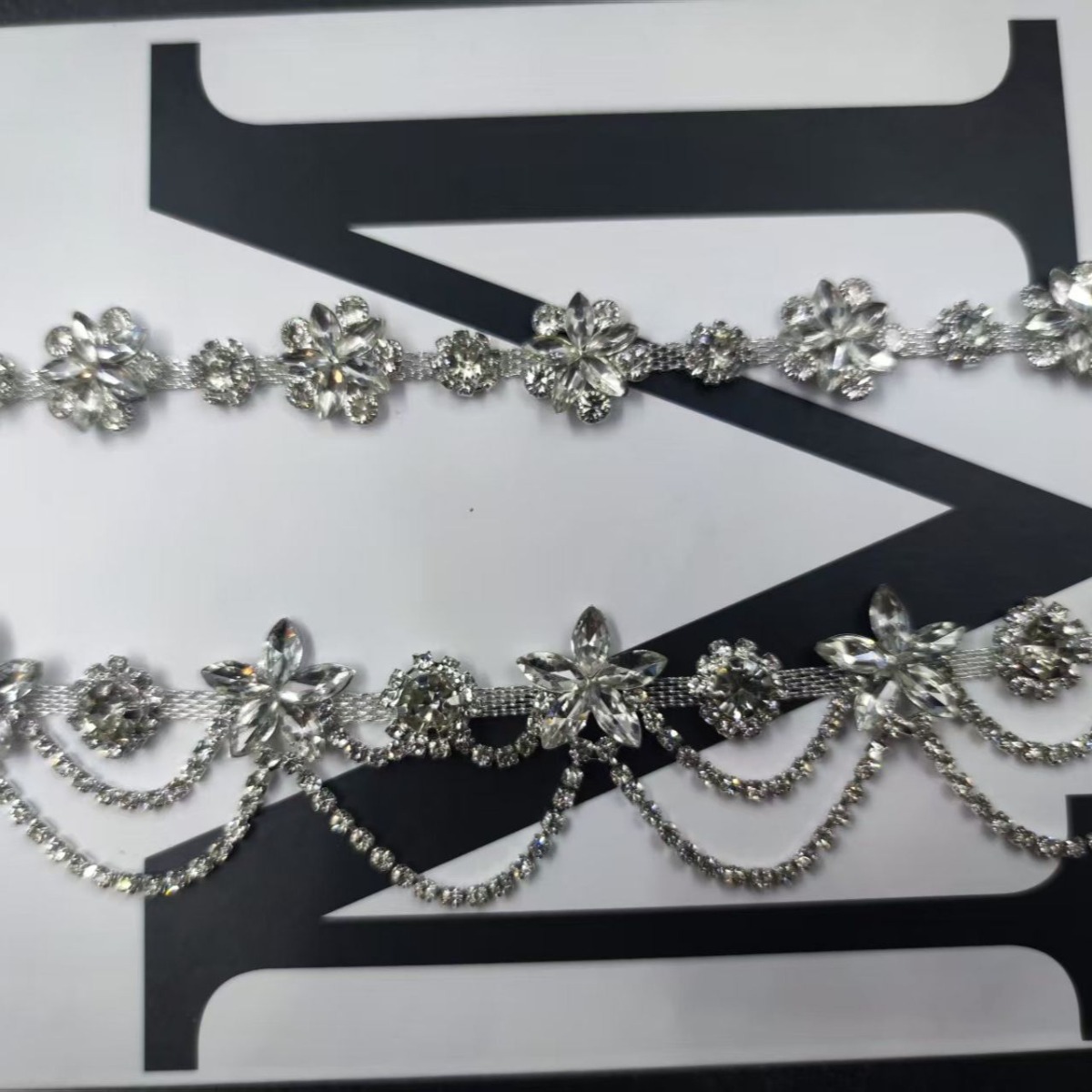 Rantai Berlian Imitasi Berkila - Suit Supply Wedding Party ulasan dan harga